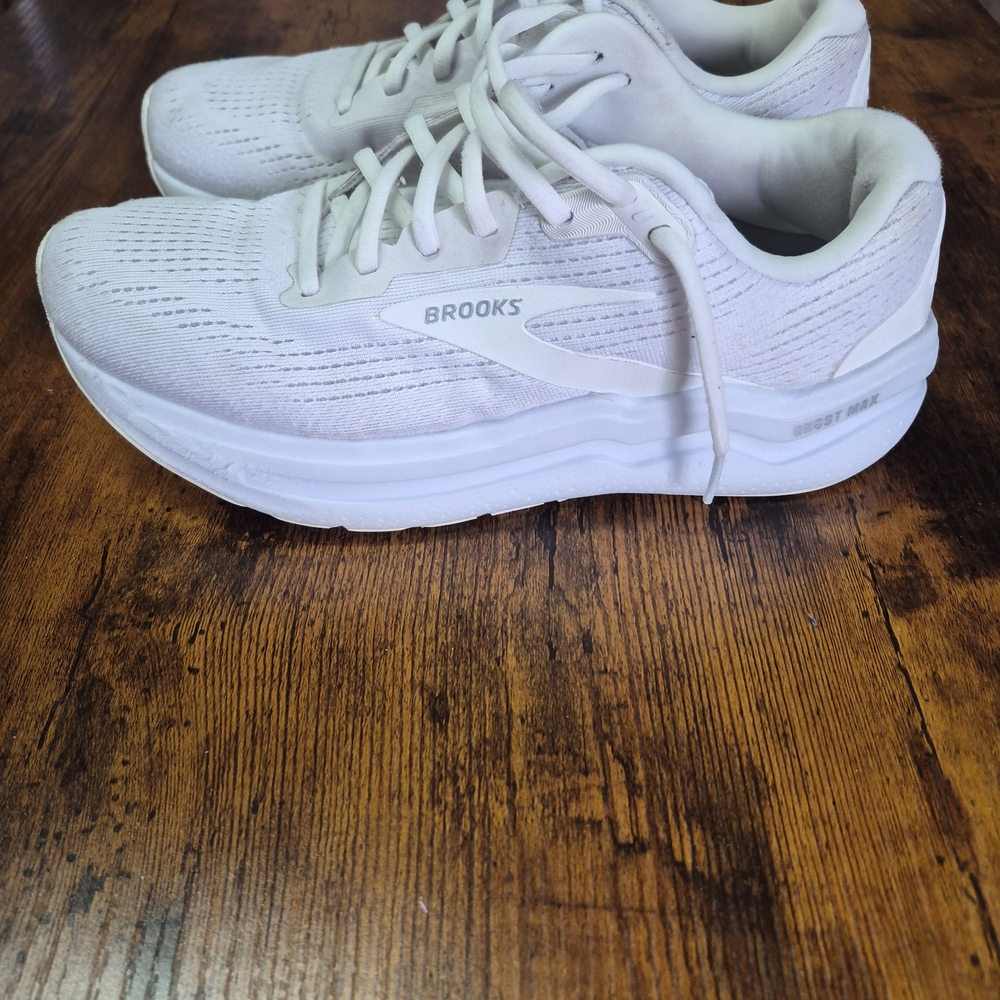 Brooks White Running Shoes